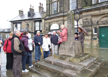 Guided tour of Buxton Guide tour of Buxton
